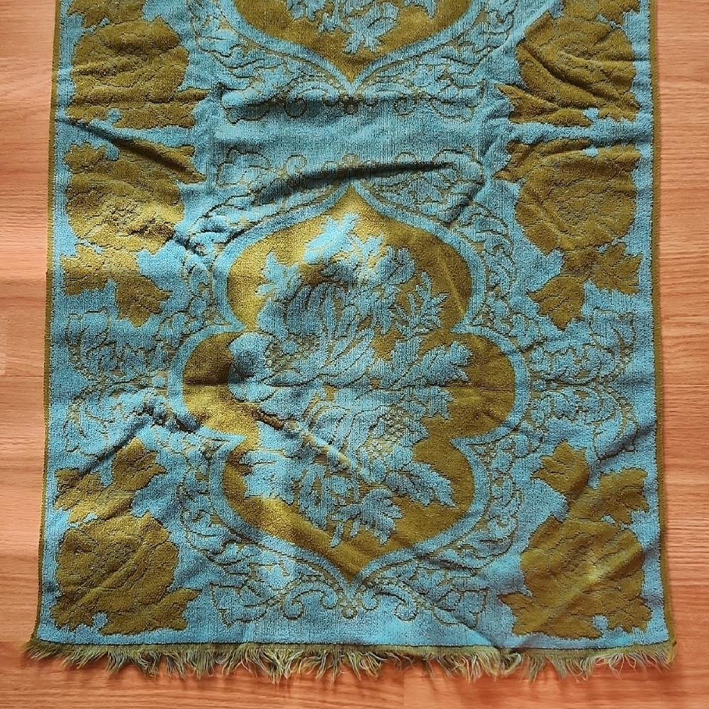 Vintage Fieldcrest Bath Towel